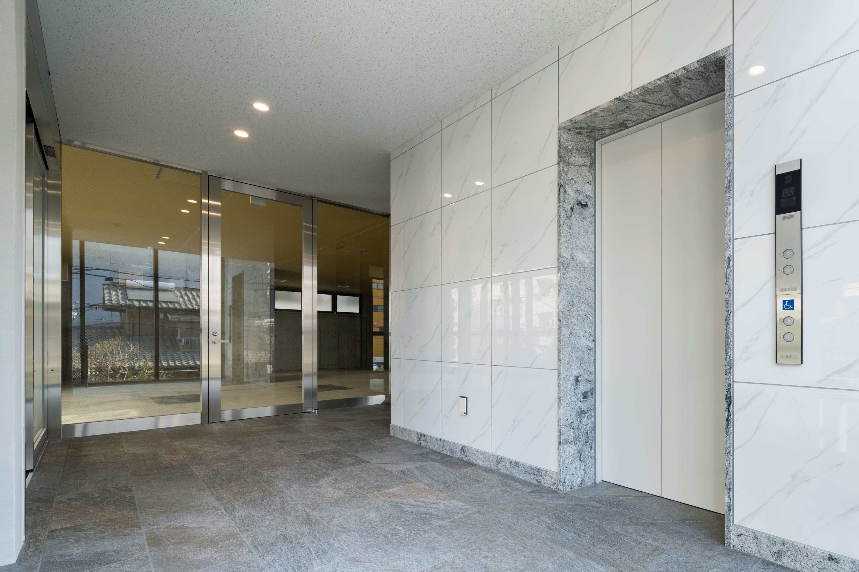 Mellow GYOTOKU 018_店舗2階 ELVホール_0046